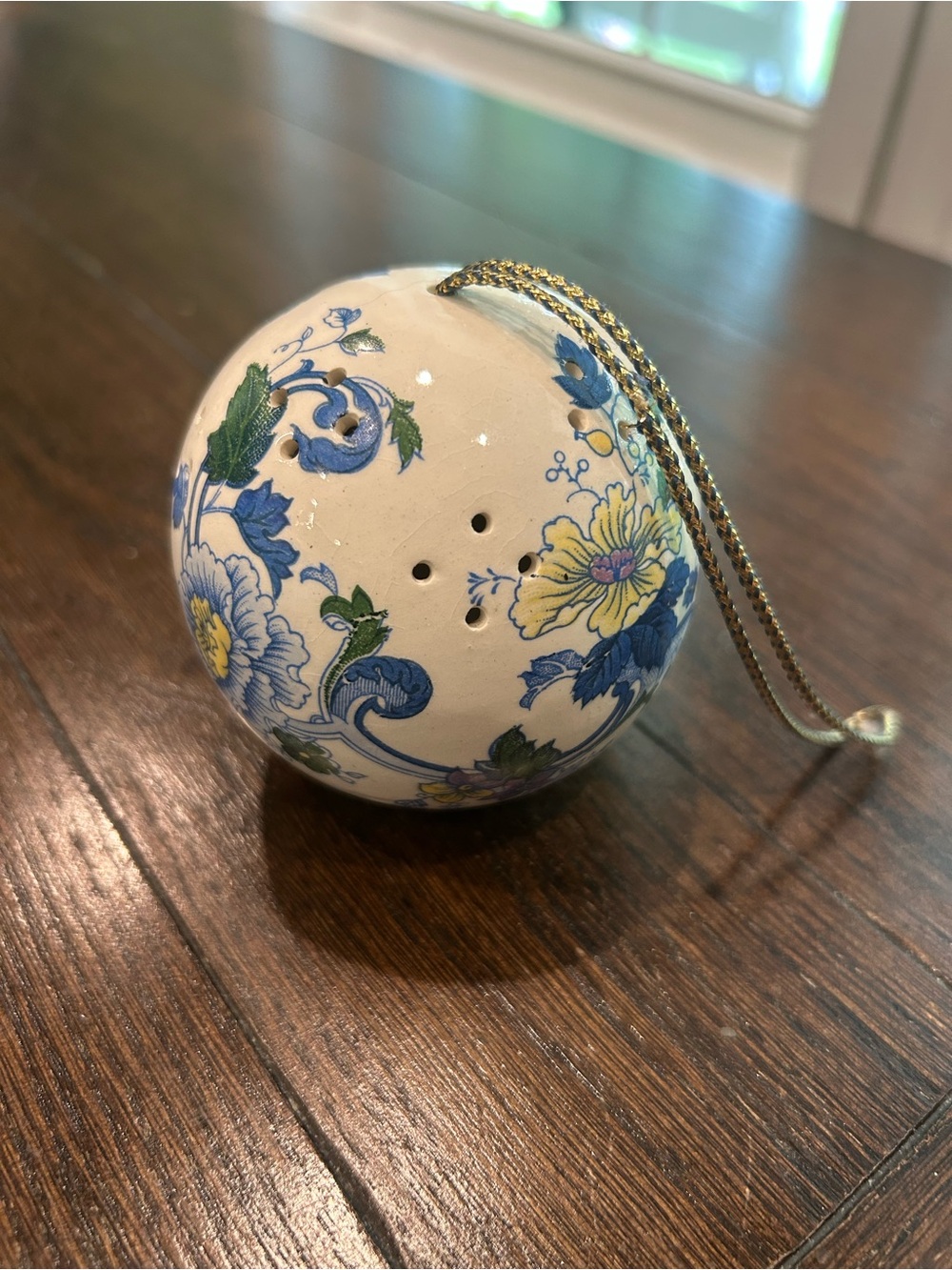 Vintage Andre Richard Porcelain Scentomander Pomander Potpourri Ornament Japan